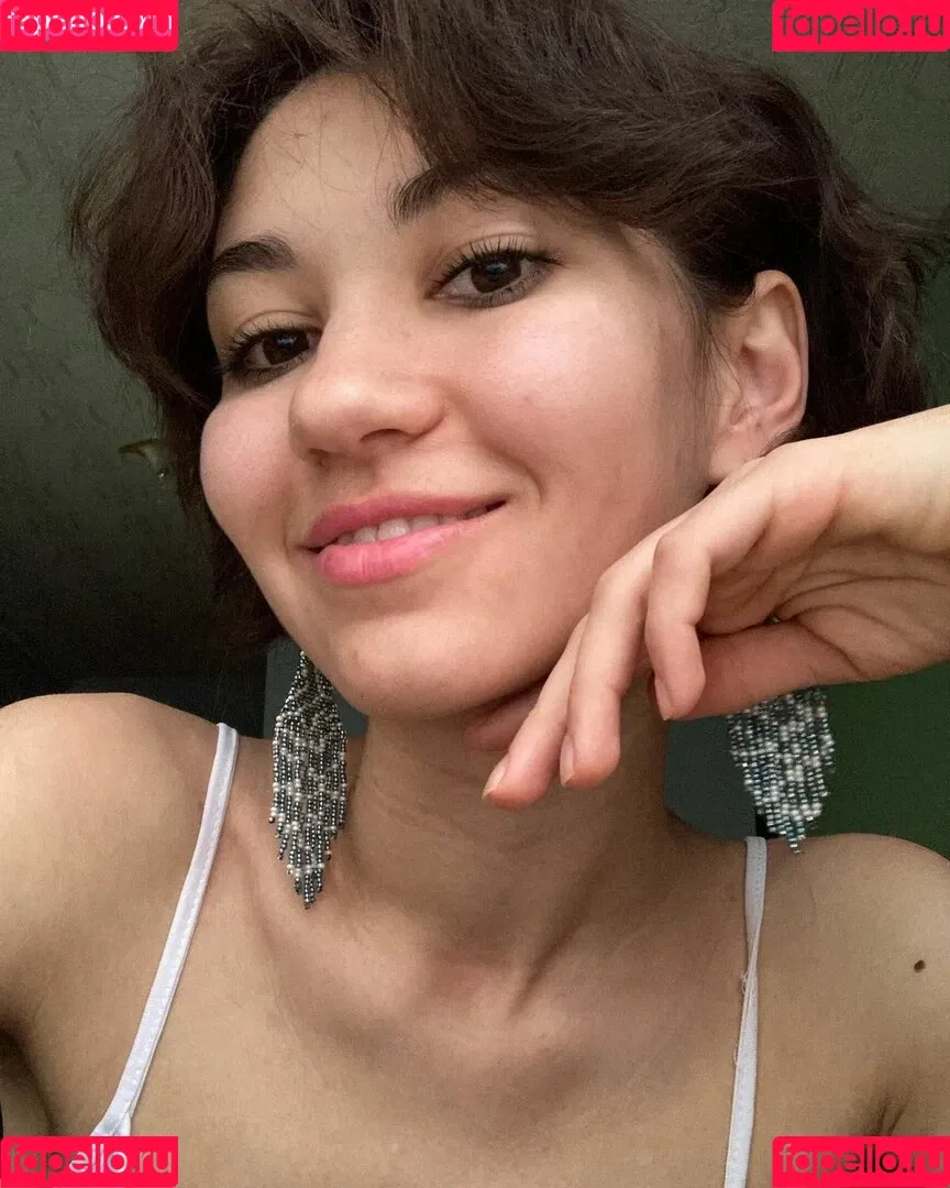 Adorable_dina Onlyfans Photo Gallery 