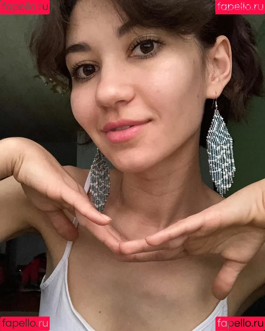 Adorable_dina Onlyfans Photo Gallery 