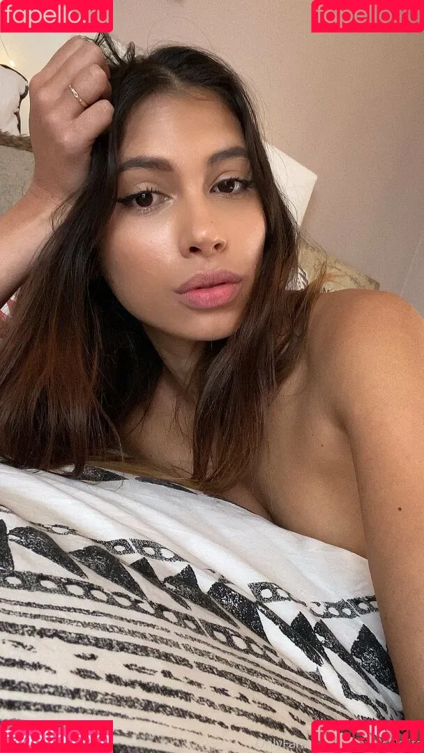 babynicolslife Onlyfans Photo Gallery 