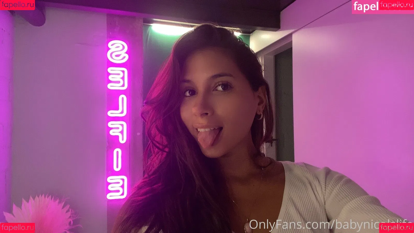 babynicolslife Onlyfans Photo Gallery 