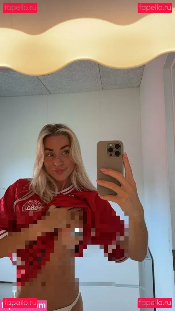 isabelditlevsen Onlyfans Photo Gallery 