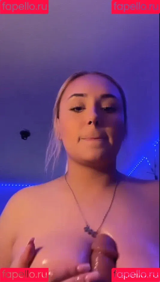 Demon Lives Onlyfans Photo Gallery 