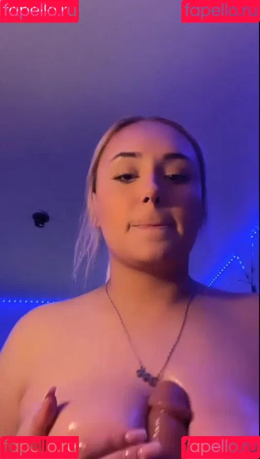 Demon Lives Onlyfans Photo Gallery 