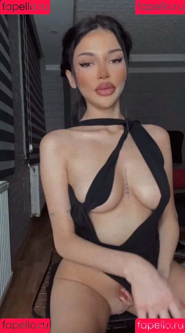 Demon Lives Onlyfans Photo Gallery 