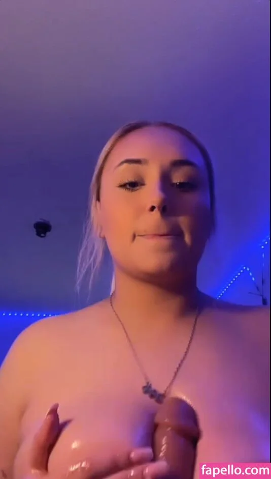 Demon Lives Onlyfans Photo Gallery 