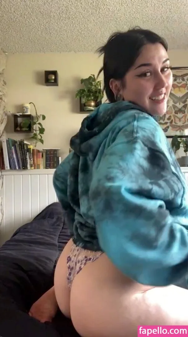 Demon Lives Onlyfans Photo Gallery 