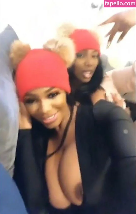 Demon Lives Onlyfans Photo Gallery 