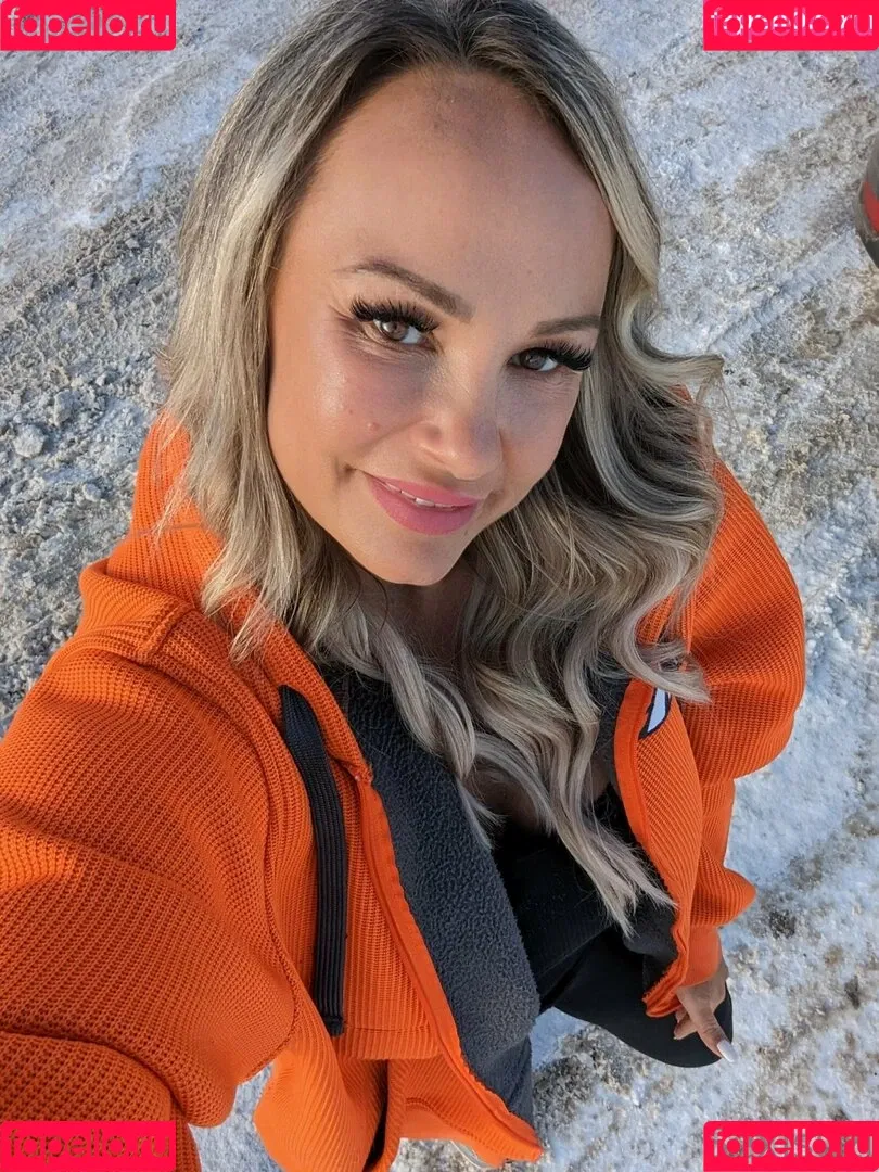 sexisuzi Onlyfans Photo Gallery 