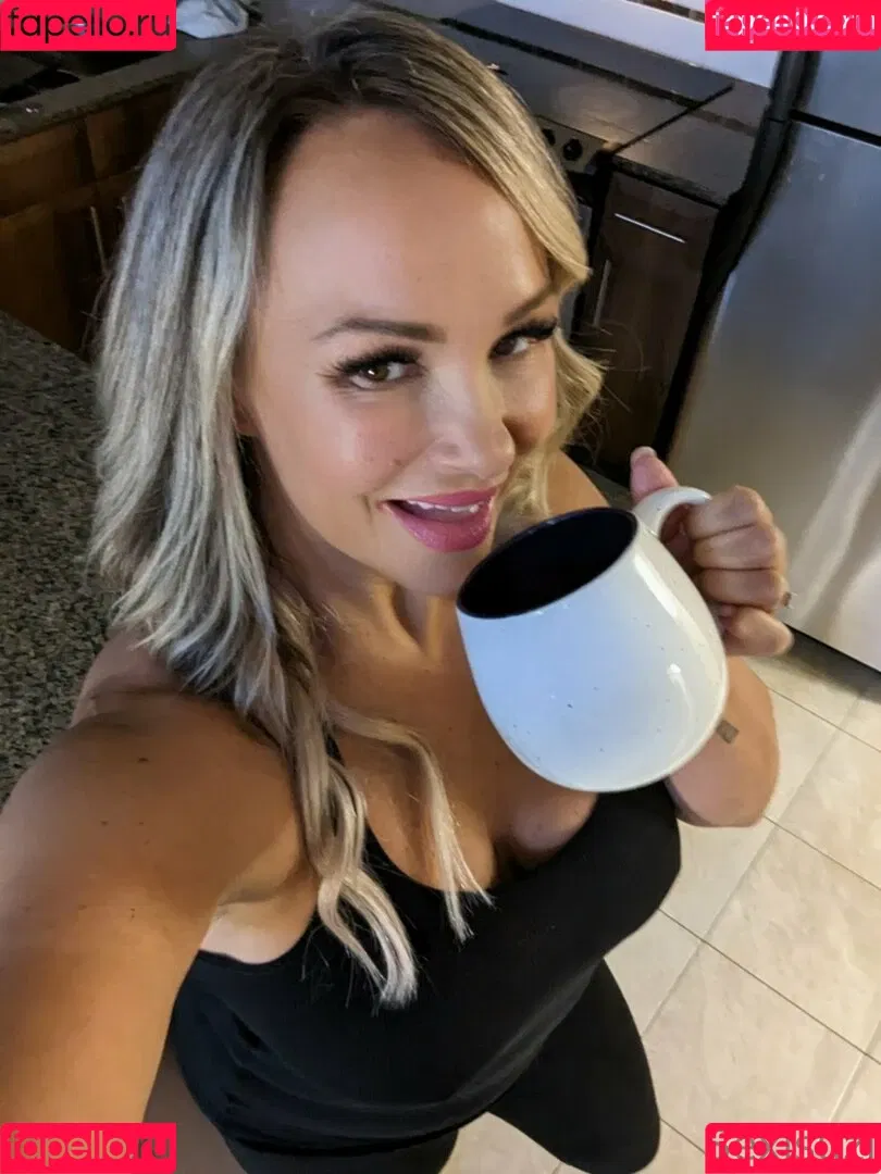 sexisuzi Onlyfans Photo Gallery 