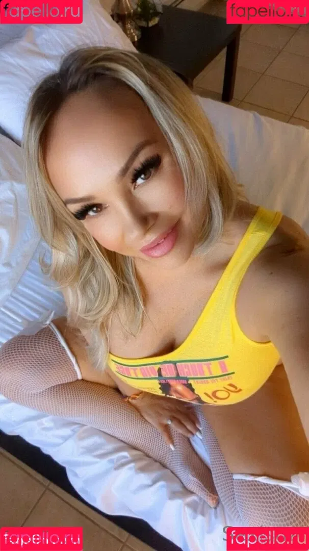 sexisuzi Onlyfans Photo Gallery 