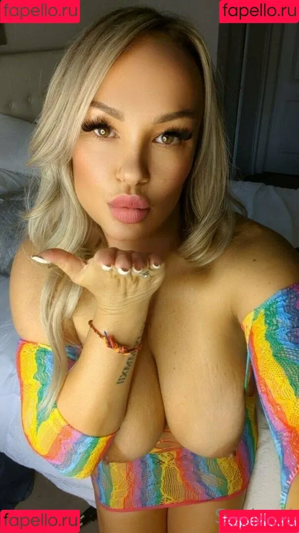 sexisuzi Onlyfans Photo Gallery 