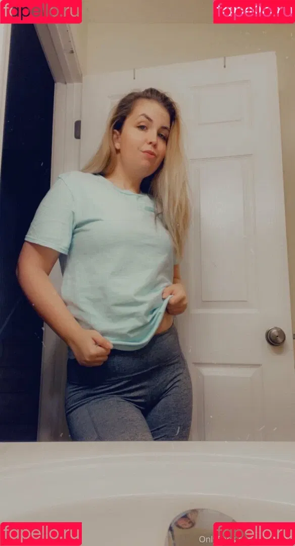 xxsarahtease Onlyfans Photo Gallery 