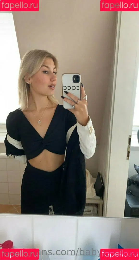 babyyzoeyy Onlyfans Photo Gallery 