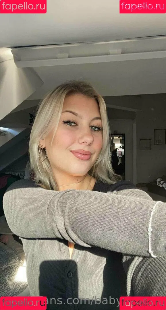 babyyzoeyy Onlyfans Photo Gallery 