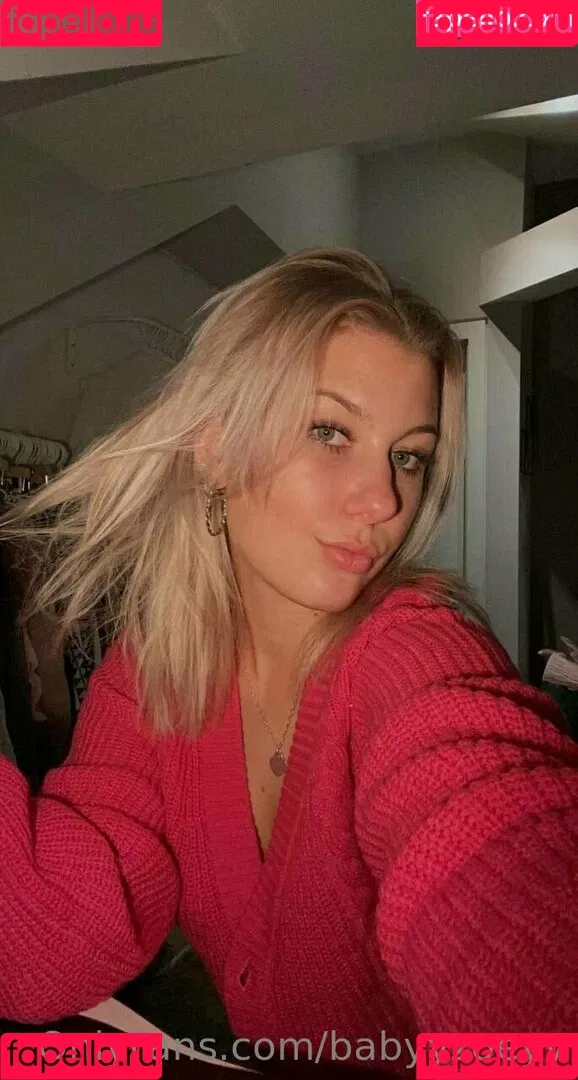 babyyzoeyy Onlyfans Photo Gallery 