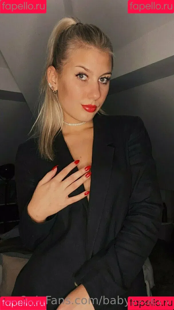 babyyzoeyy Onlyfans Photo Gallery 
