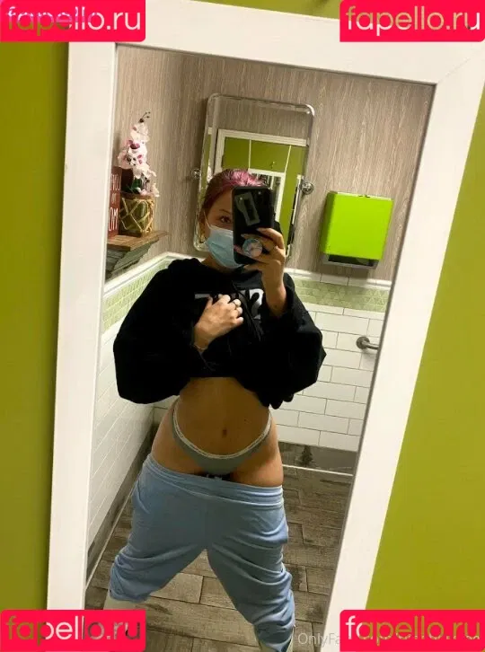 riinablakeee Onlyfans Photo Gallery 