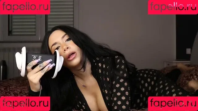 Ellie Alien Onlyfans Photo Gallery 