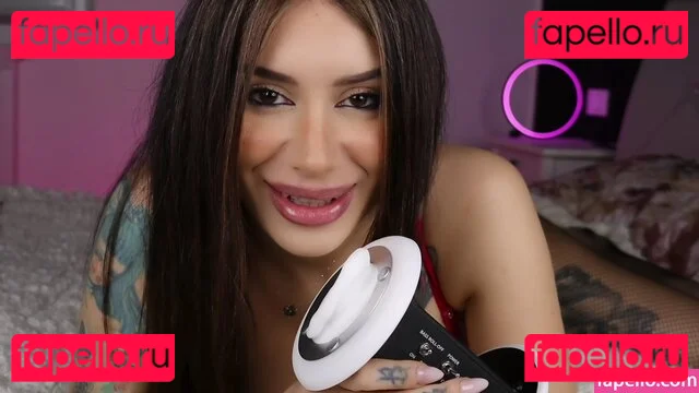 Ellie Alien Onlyfans Photo Gallery 