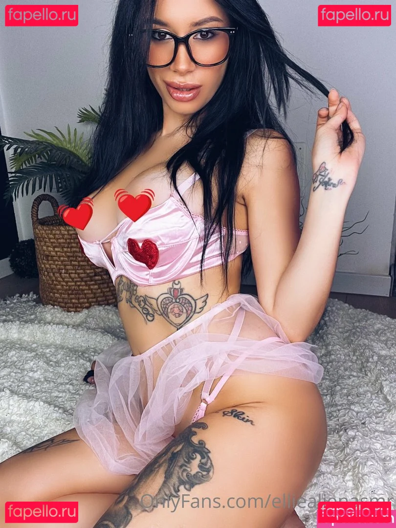 Ellie Alien Onlyfans Photo Gallery 