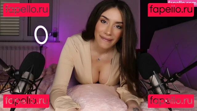 Ellie Alien Onlyfans Photo Gallery 