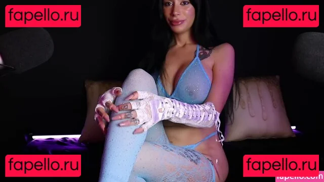 Ellie Alien Onlyfans Photo Gallery 