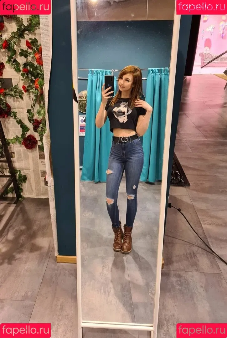 bibichan Onlyfans Photo Gallery 