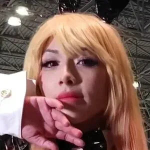 Arabella Kat Posting Onlyfans Photo Gallery 