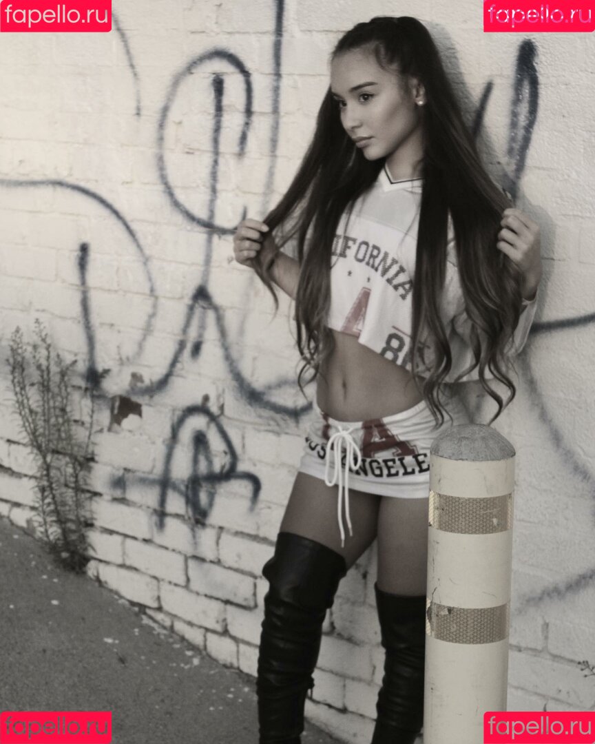 Alahnaly Onlyfans Photo Gallery 