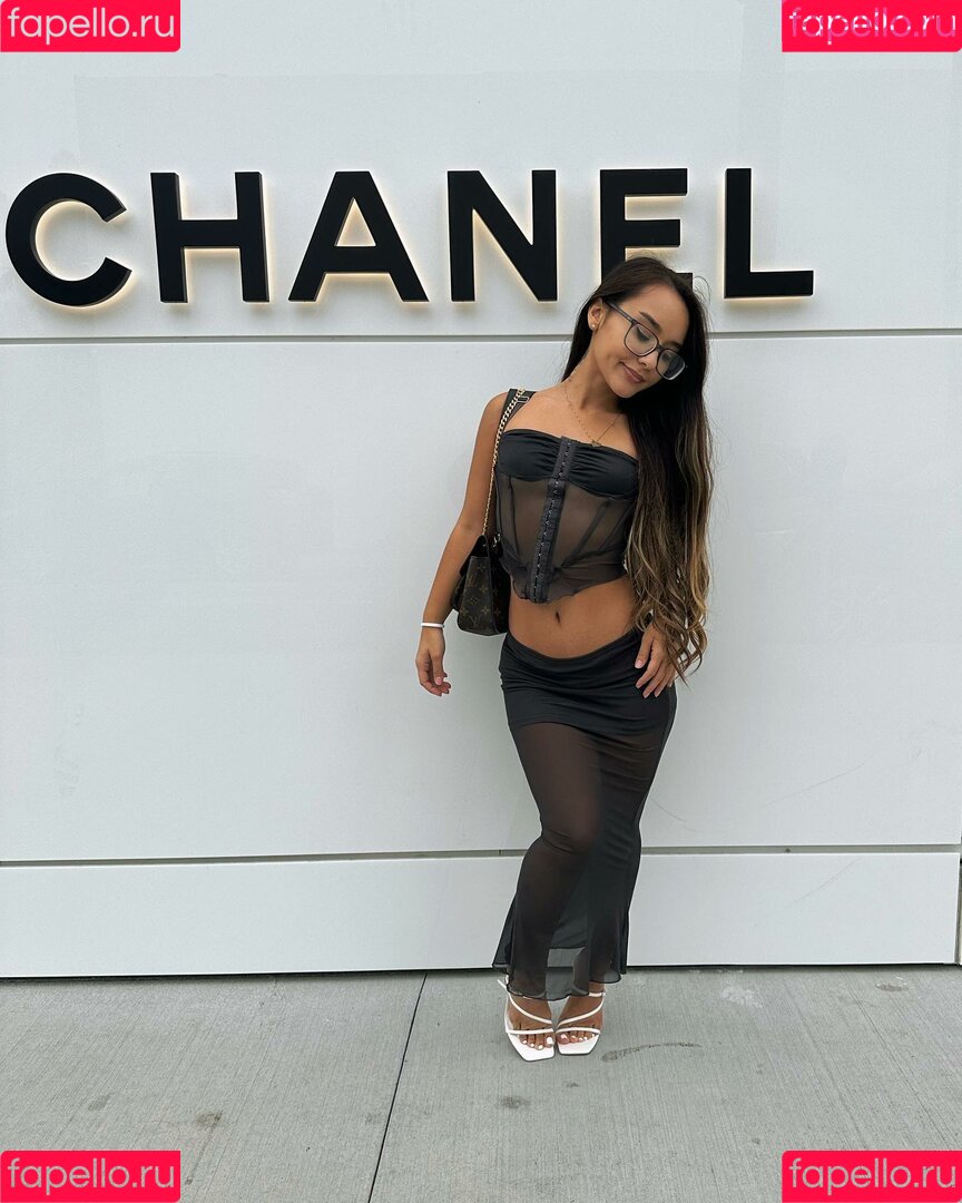 Alahnaly Onlyfans Photo Gallery 