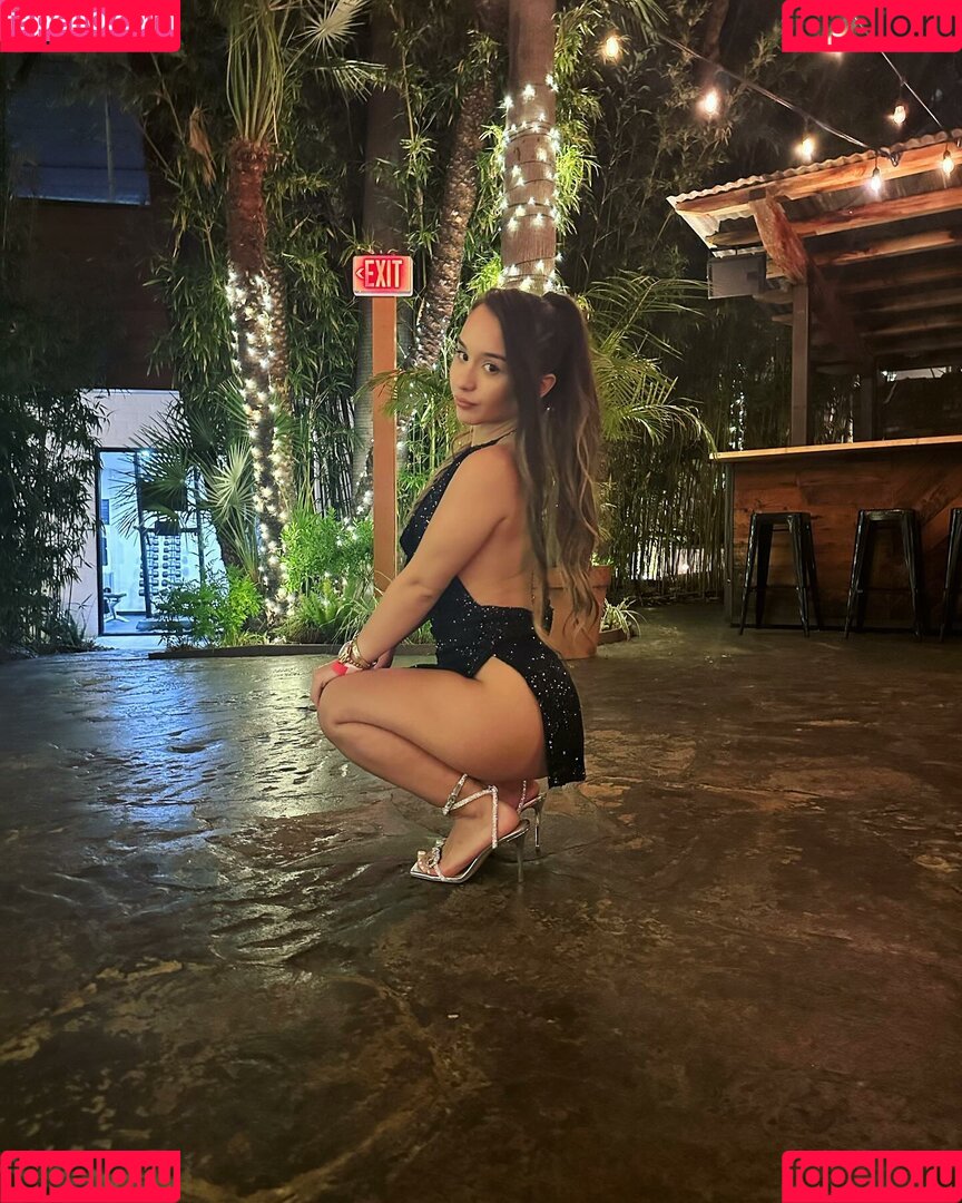 Alahnaly Onlyfans Photo Gallery 