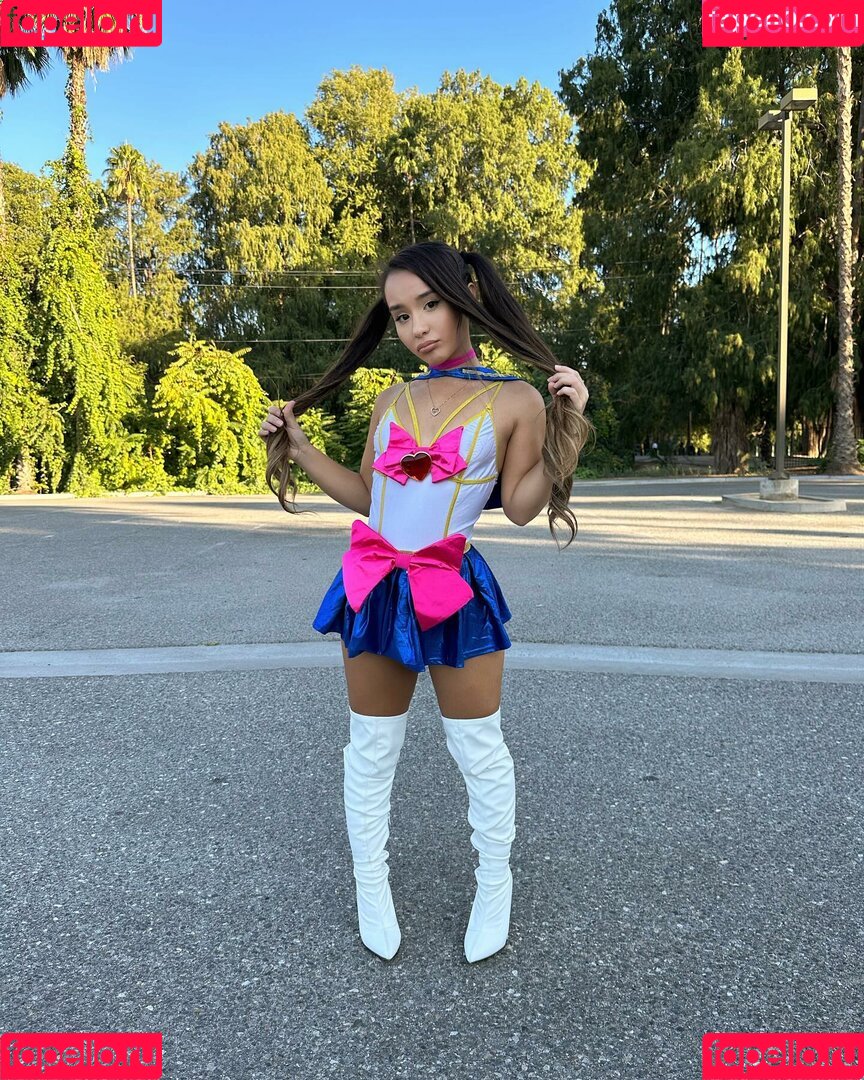 Alahnaly Onlyfans Photo Gallery 