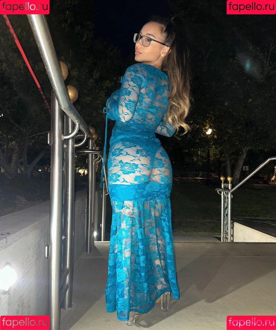 Alahnaly Onlyfans Photo Gallery 