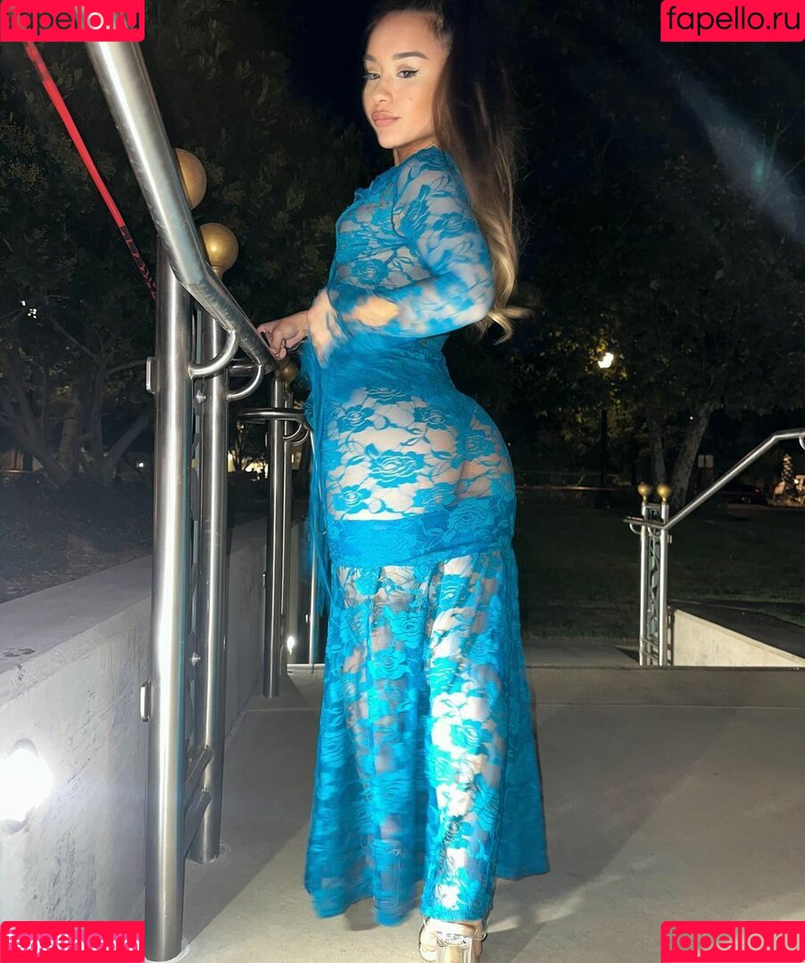 Alahnaly Onlyfans Photo Gallery 