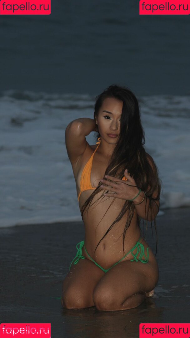 Alahnaly Onlyfans Photo Gallery 