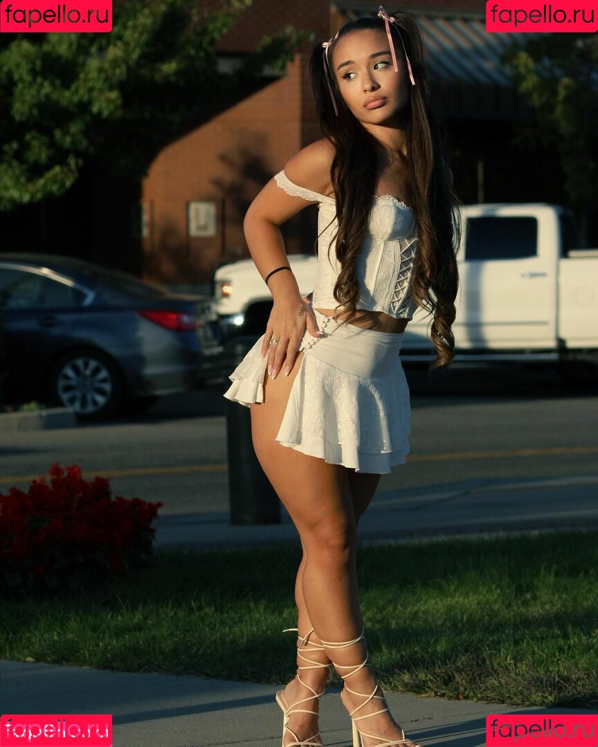 Alahnaly Onlyfans Photo Gallery 