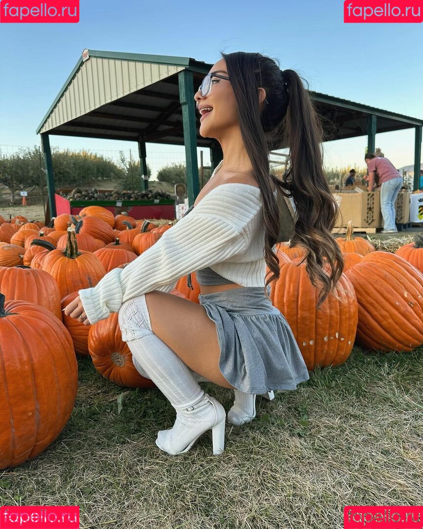 Alahnaly Onlyfans Photo Gallery 