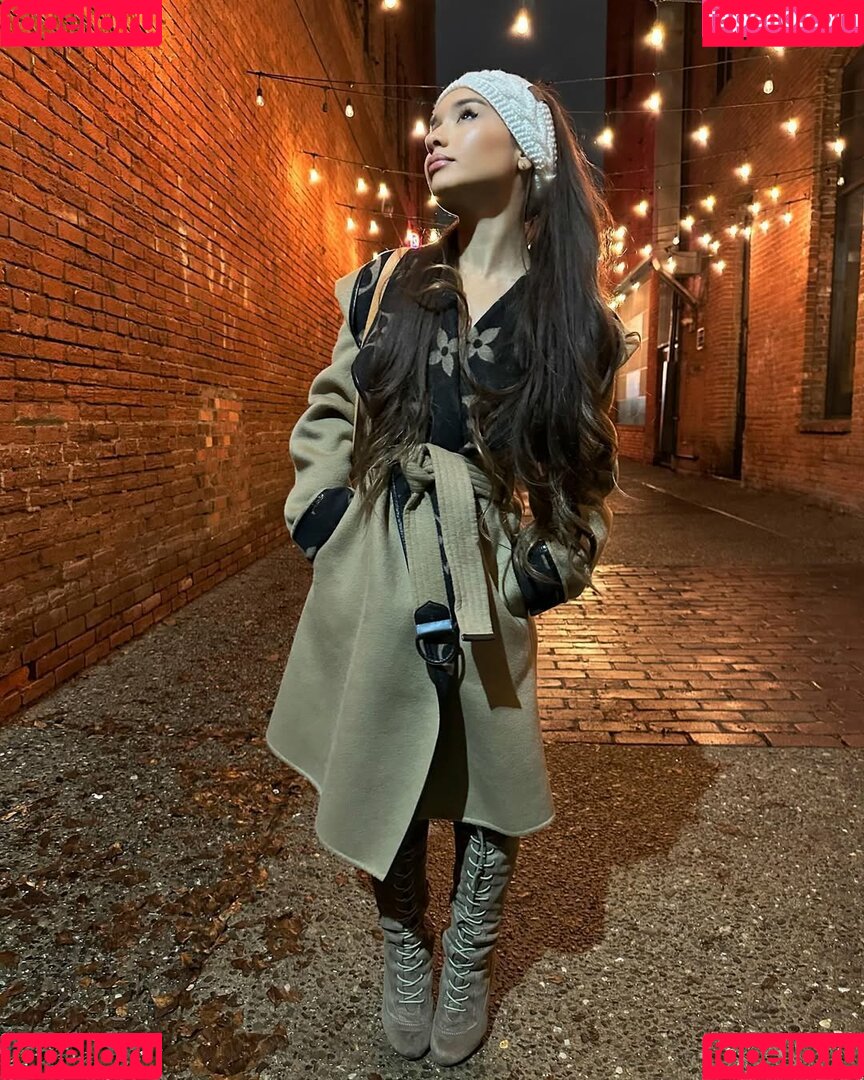 Alahnaly Onlyfans Photo Gallery 