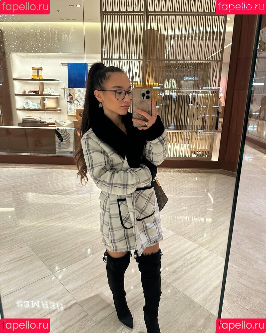 Alahnaly Onlyfans Photo Gallery 