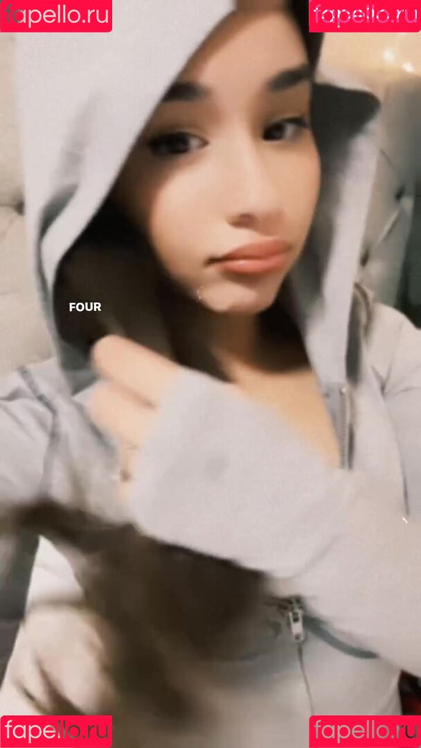 Alahnaly Onlyfans Photo Gallery 