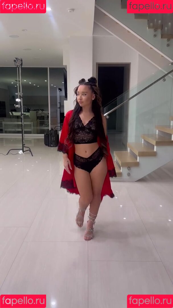 Alahnaly Onlyfans Photo Gallery 