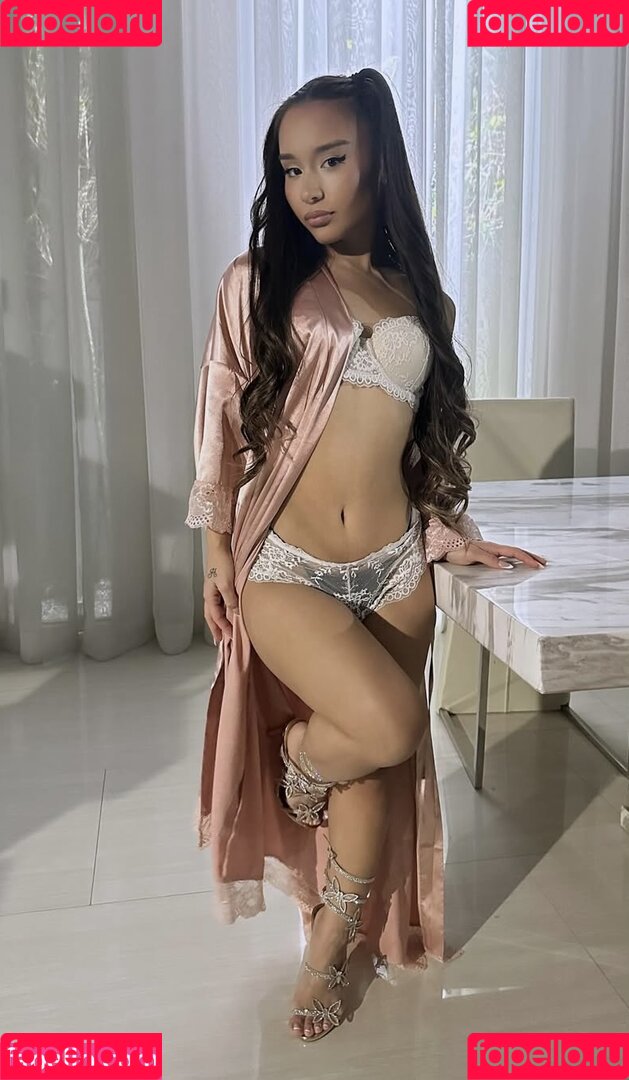 Alahnaly Onlyfans Photo Gallery 