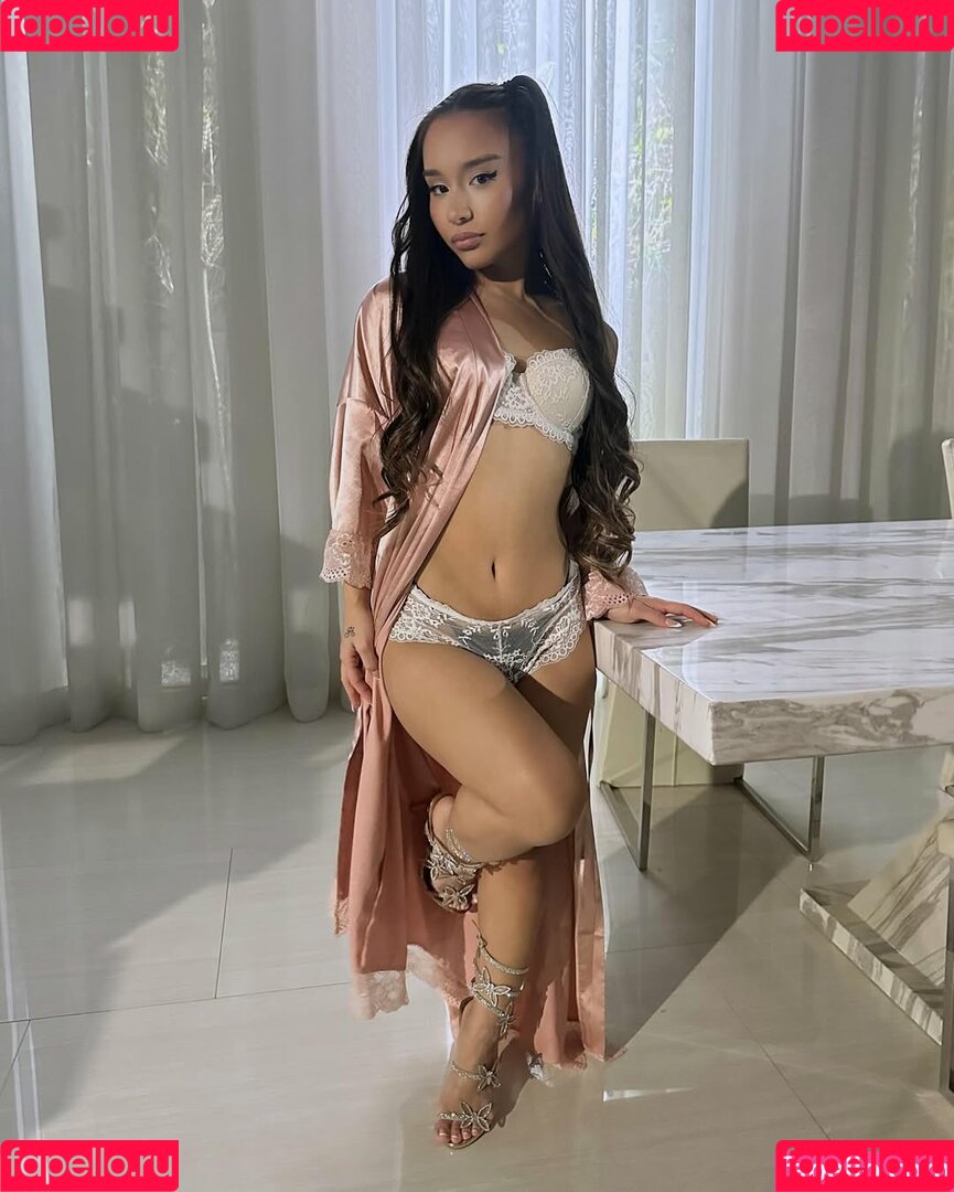 Alahnaly Onlyfans Photo Gallery 