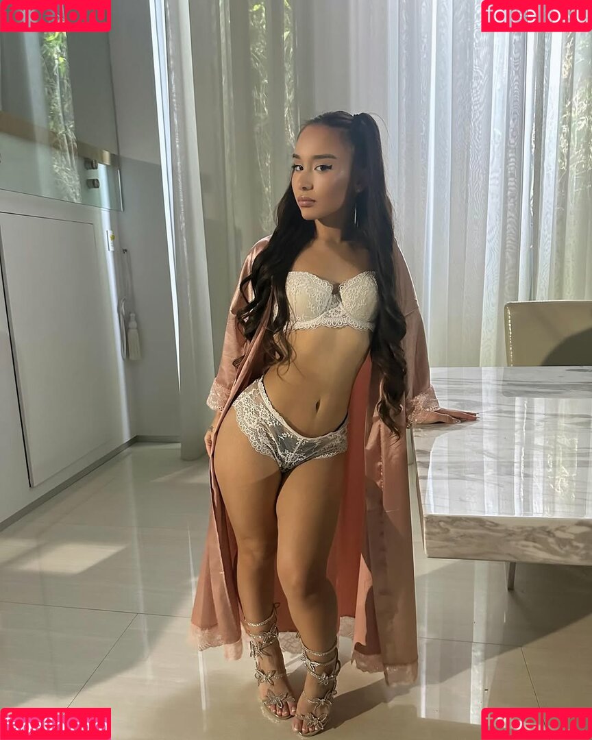 Alahnaly Onlyfans Photo Gallery 