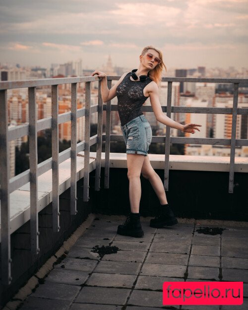 sishka14 Onlyfans Photo Gallery 