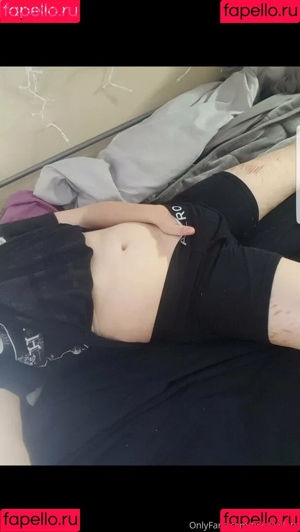 ftmtwinky Onlyfans Photo Gallery 