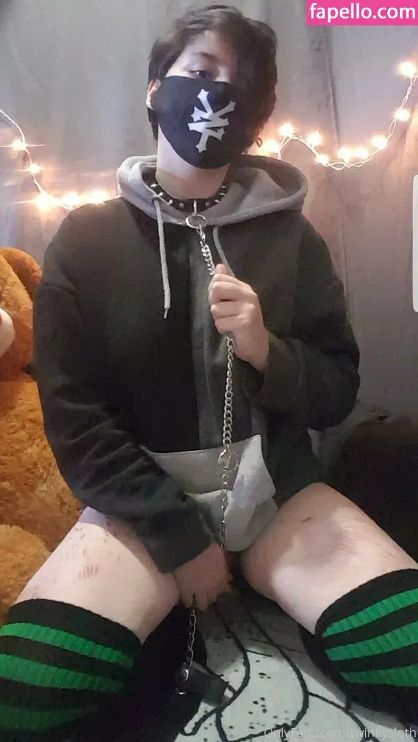 ftmtwinky Onlyfans Photo Gallery 