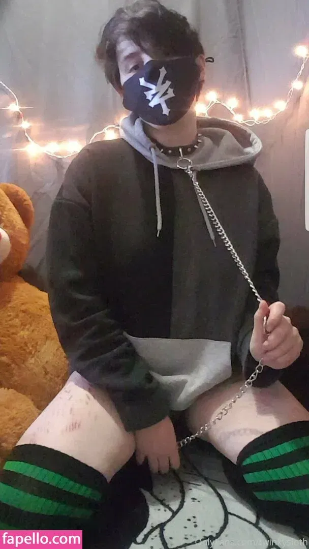 ftmtwinky Onlyfans Photo Gallery 