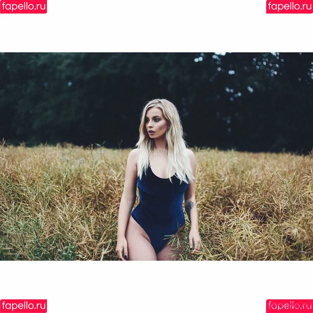 Hollie Sparrow Onlyfans Photo Gallery 