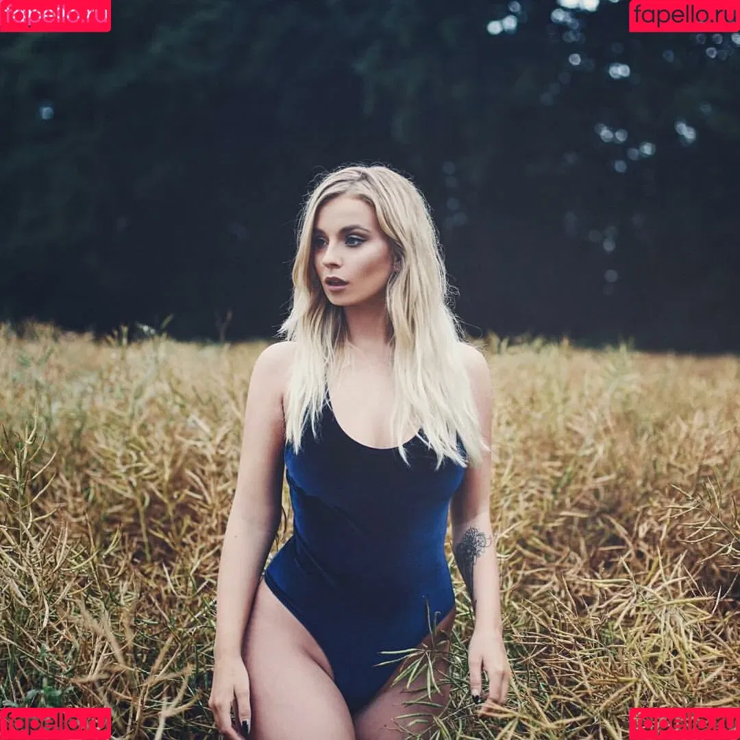 Hollie Sparrow Onlyfans Photo Gallery 